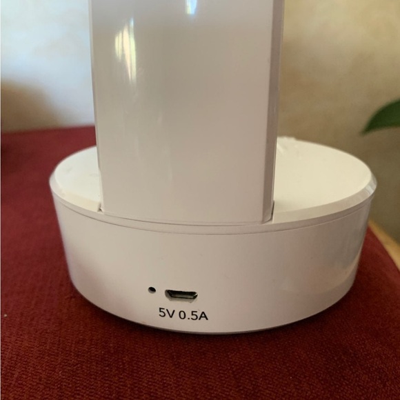 Portable LED USB Charged Desk Lamp - Picture 5 of 8